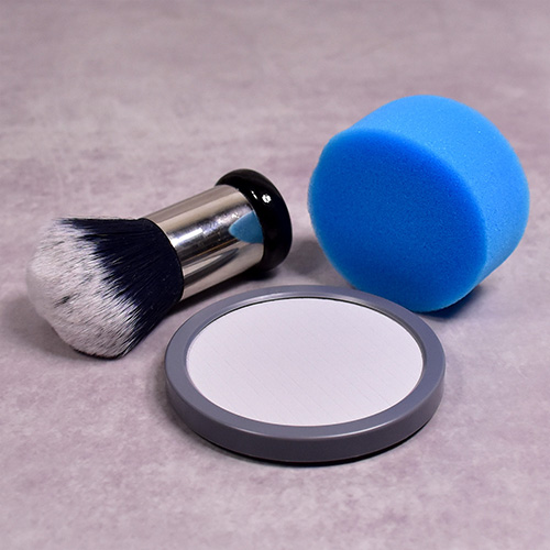 Cake make-up 102 vaaleanharmaa - Image 3