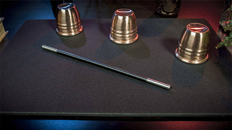 Deluxe Close-Up Pad 16X23 (Black) by Murphy's Magic - Image 2