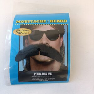 Mustat aitohius viikset