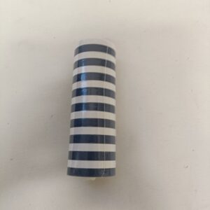 Serpentiini sinivalkoinen