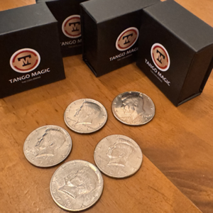 Expanded Shell Half Dollar (+4 Regular Coins D0207) by Tango Magic
